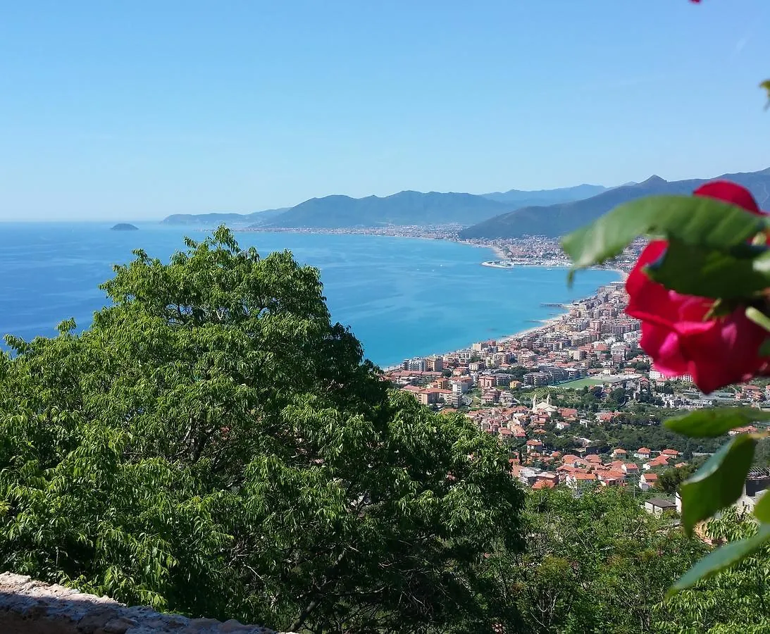 *** Bed & Breakfast B&B La Canonica - Svegliarsi A Verezzi Borgio Verezzi Italy